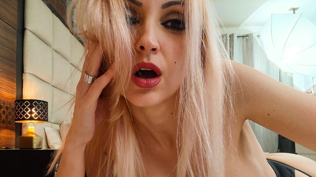 Free BellaSloane Fuck Recording